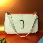 Krem Retro Kol Çantası
