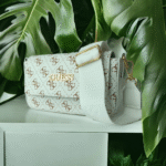 Beyaz Monogram Desen Picnic Mini Muadil Model Çapraz Askılı Kadın Omuz Çantası